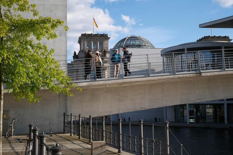 Berlin: Government District & Reichstag Hall Dome Visit - Berlins Government District: A Central Hub of Power and Architecture