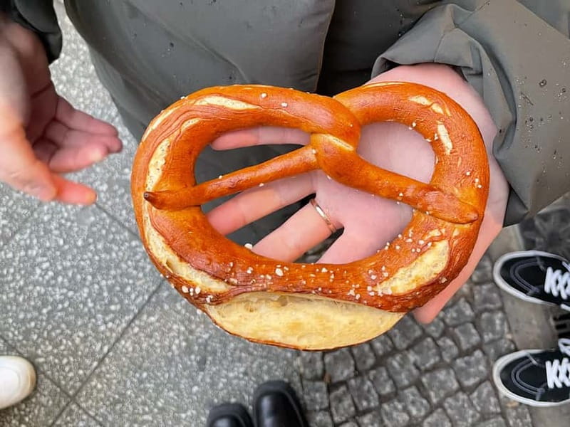 Berlin: Guided Street Food Tour with Tastings - Key Points