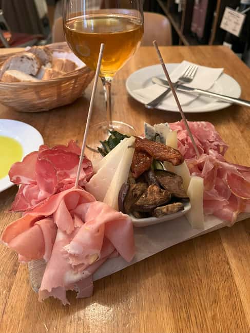 Berlin: Guided Street Food Walking Tour in Prenzlauer Berg - Key Points