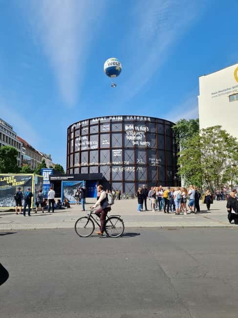 Berlin: Guided walking tour of the Secrets of the Berlin Wall - Discover the Secrets of Berlin’s Cold War History on a Guided Walking Tour