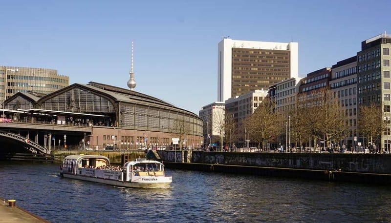 Berlin: Heated Boat River Cruise with Live Bilingual Guide - The Vessel: MS Carola and MS Franziska