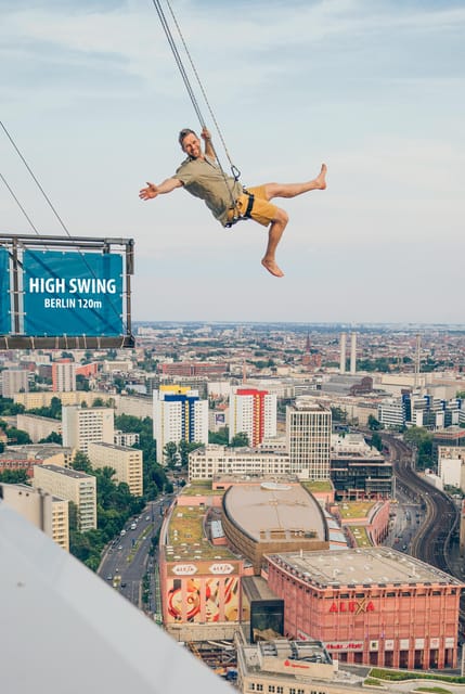 Berlin: Highest Swing in Europe - Safety Measures and Staff Quality