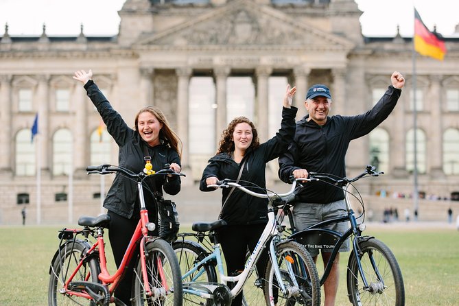 Berlin Highlights 3-Hour Bike Tour - Explore Berlins Highlights on a 3-Hour Bike Tour at an Affordable Price