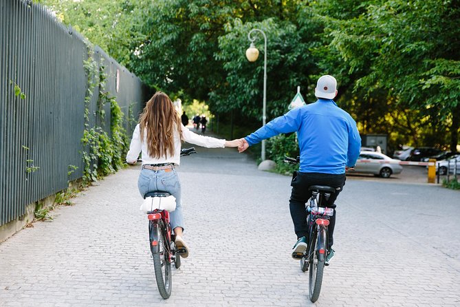 Berlin Highlights 3-Hour Bike Tour - Navigating Berlin’s Flat Terrain with Expert Guidance