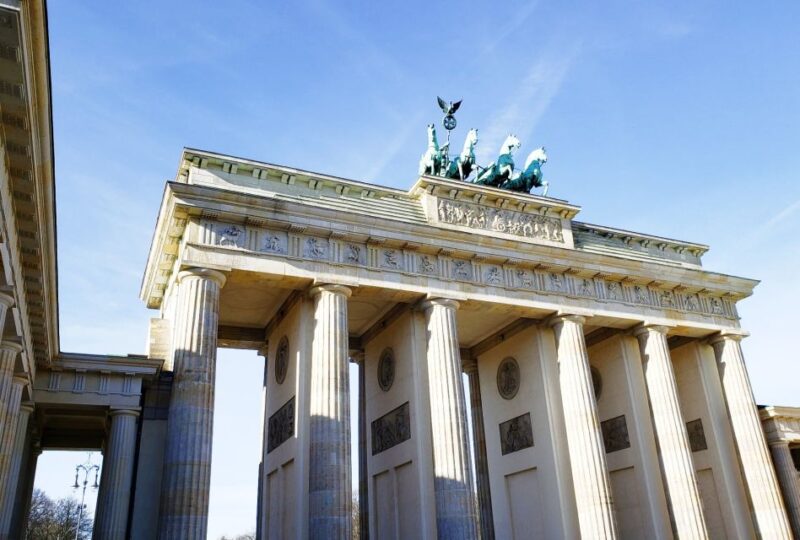 Berlin: Highlights of the City - a Private Bus Tour - Discover Berlin’s Iconic Landmarks in Just 2 Hours