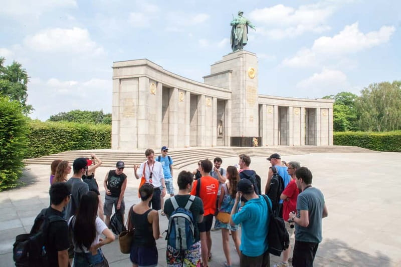 Berlin: History of the Third Reich Guided Walking Tour - Soviet Memorials and the Battle of Berlin