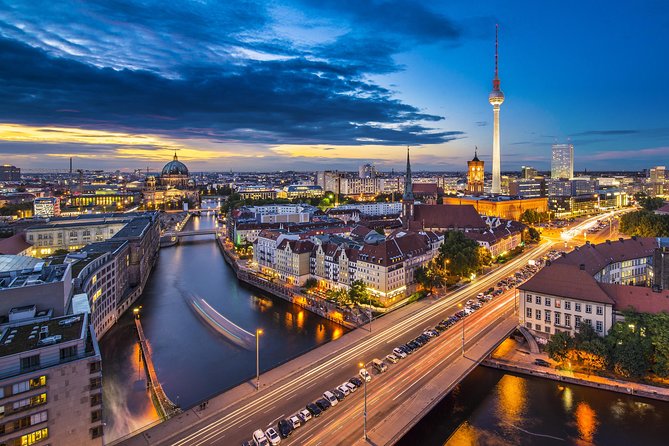 Berlin History Tour with a Local Expert: 100% Personalized & Private - Key Points