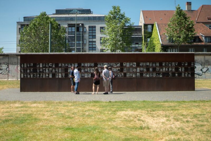 Berlin Insider's Cold War Walking Tour - Expert Guides and Personal Stories