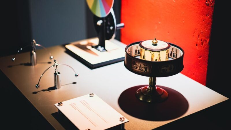 Berlin: Interactive DeJa Vu Museum Entrance Ticket - Highlights of the Art and Illusions Collection