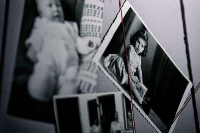 Berlin: Interactive Sherlock Holmes Live Escape Theater - Step Inside Sherlock Holmes’ Faithfully Recreated 1890s Flat