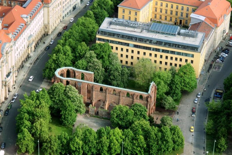 Berlin: Karl-Marx-Allee 2-Hour Tour - Exploring the Apartment Buildings in Friedrichshain with Arcades
