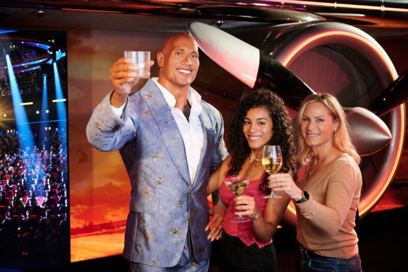 Berlin: Madame Tussauds Museum & Berlin Dungeon Combo Ticket - Practicalities: Meeting Points and Booking Details