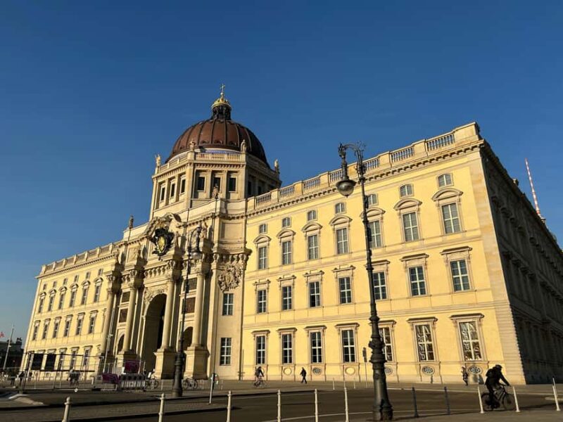 Berlin Mitte: City tour legends from medieval Berlin - Accessibility and Family-Friendly Features