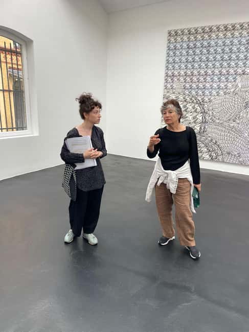 Berlin Mitte: The Center of Culture; Gallery Tour - Midway Coffee Break with Local Flavors