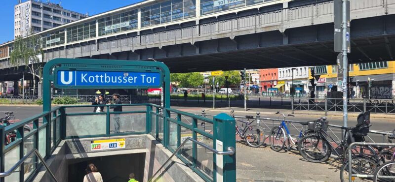 Berlin: Neighborhood, Dome & Kebab: Segway Tour through Kreuzberg and Neukölln - The Unique Experience of Riding a Segway in Berlin