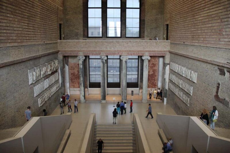 Berlin: Neues Museum Entry & Egyptian Art Digital Tour - How the Digital Tour Enhances Your Visit
