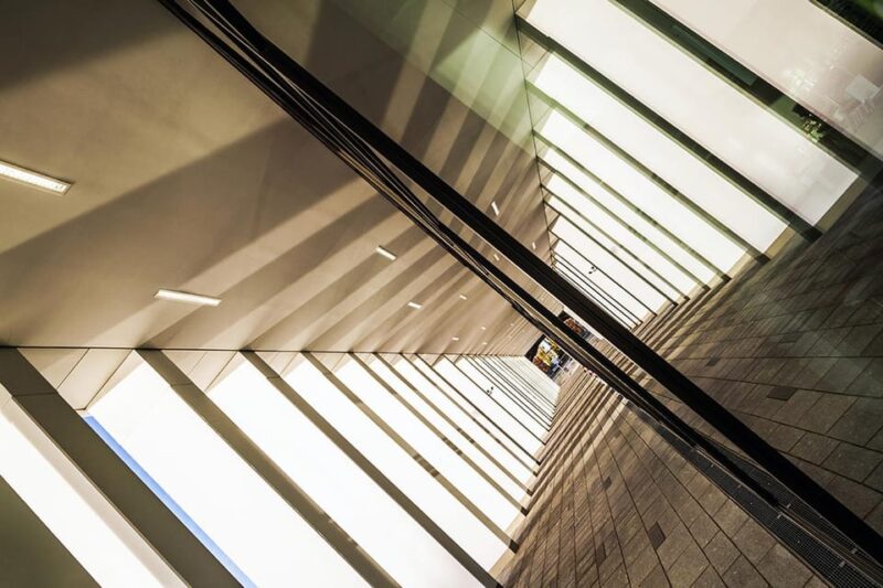 Berlin: Photo course Modern Architecture & Reflections - Explore Berlin’s Modern Architecture and Reflections with a Creative Photo Course