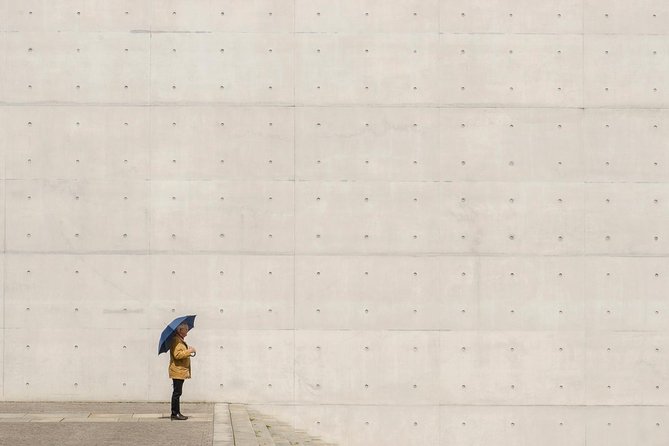 Berlin Photography Masterclass - Private Photography Lesson - Starting Point at Brandenburg Gate for Easy Access