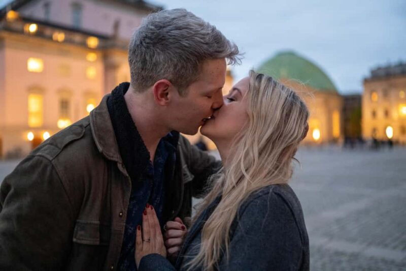 Berlin: Premium 60-Minute Photoshoot at Iconic Landmarks - Key Points