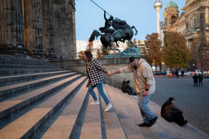 Berlin: Premium 60-Minute Photoshoot at Iconic Landmarks - Experience Quality: The Guide and Overall Service