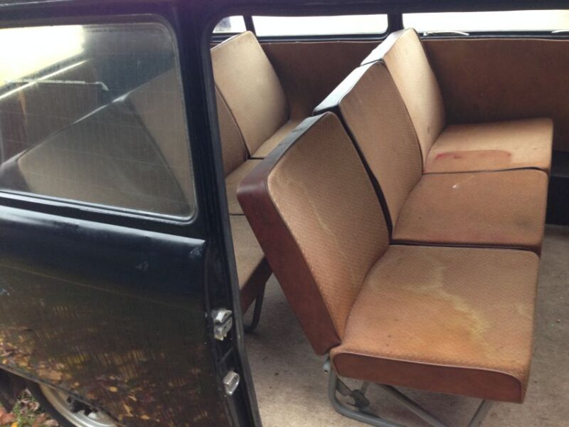 Berlin: Private 2-Hour Sightseeing Tour in Classic GDR Van - The Experience of a Vintage East German Van