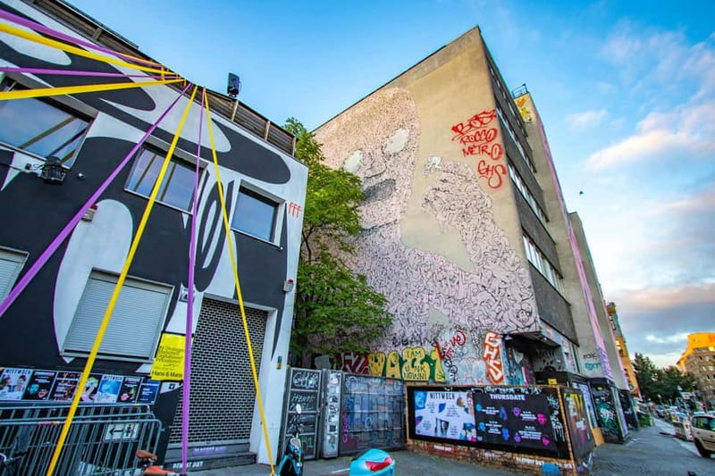 Berlin: Private Architecture Tour with a Local Expert - Key Points