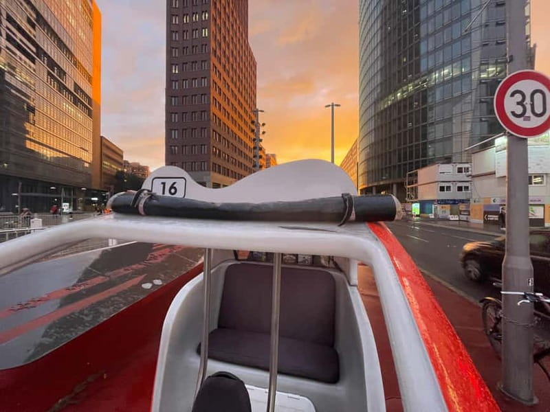 Berlin: Private Sightseeing Tour in an E-Rickshaw - Key Points
