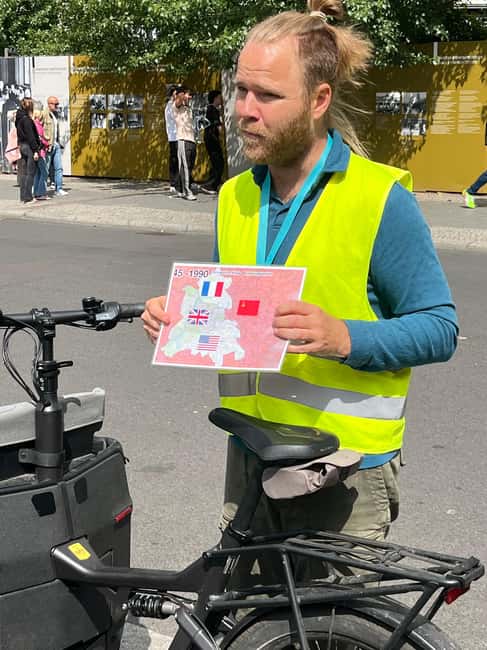 Berlin: Private Walking Tour with Kris - Local 5-STAR Guide - Key Points