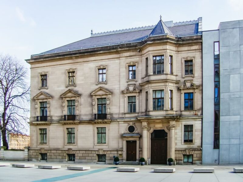 Berlin: Reichstag, Plenary Chamber, Cupola & Government Tour - Practical Details: Meeting Point and Tour Logistics