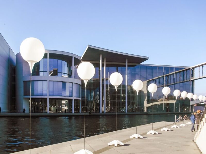 Berlin: Reichstag, Plenary Chamber, Cupola & Government Tour - Tour Duration and Pacing