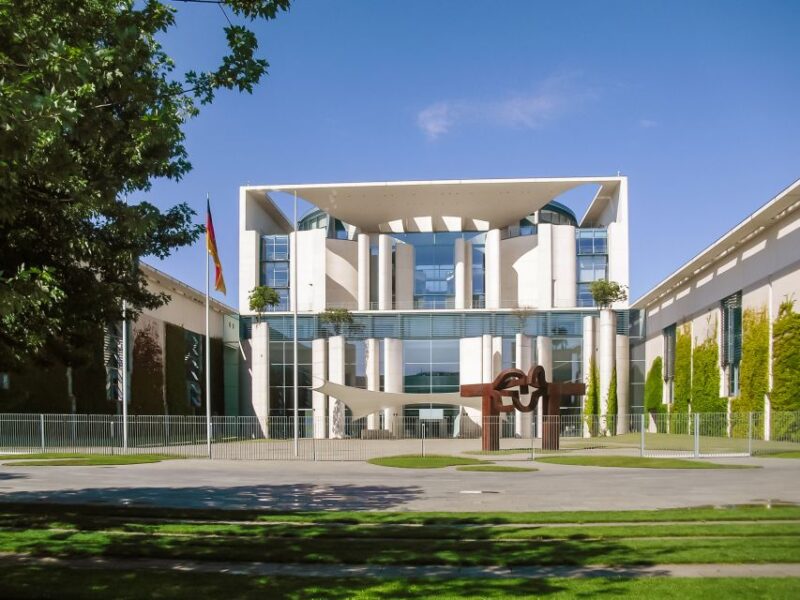 Berlin: Reichstag, Plenary Chamber, Cupola & Government Tour - The Value of the Tour: Great Insight at a Low Price