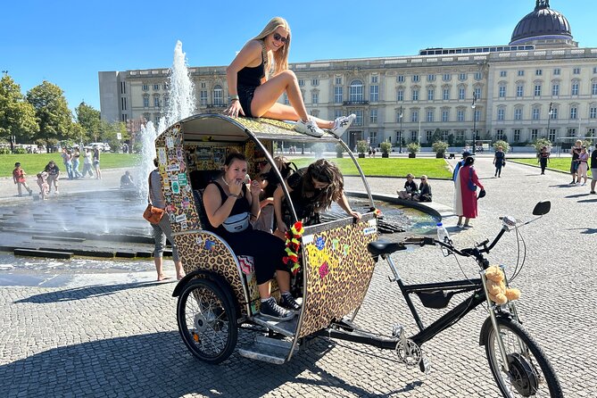 Berlin Rickshaw Tours Historical & Photo City Tour 120min - Sightseeing - Easy Booking and Cancellation Policy