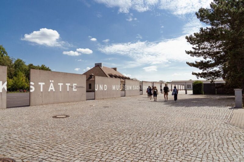 Berlin: Sachsenhausen Concentration Camp Tour in English - Learning About Notable Prisoners and Resistance Stories