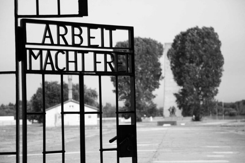 Berlin: Sachsenhausen Memorial Day Small-Group Tour - Sachsenhausen Memorial: An Essential Historical Site
