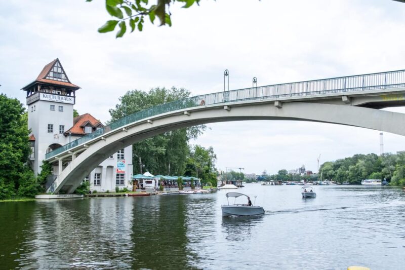 Berlin: Self-Drive Boat Tour - Key Points