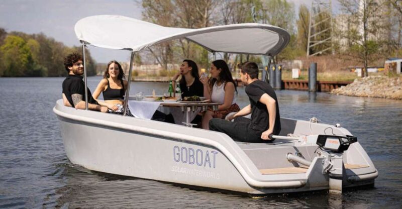 Berlin: Self-Drive Boat Tour - Starting at the Central Berlin Meeting Point