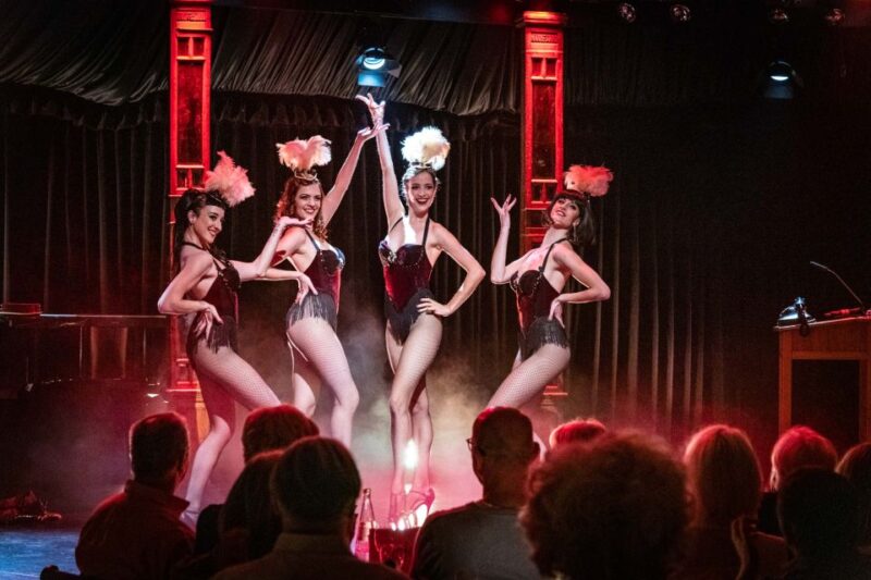 Berlin: Showgirls of Burlesque Show - Location and Venue: Showbühne Berlin’s Historic Setting