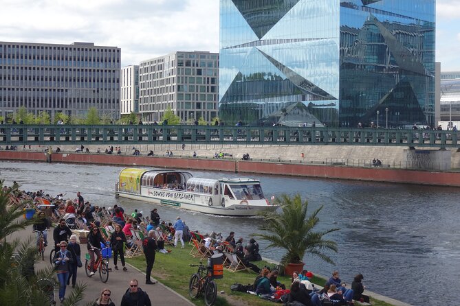 Berlin sightseeing boat tour on the Spree - The Reichstag Building and Germany’s Political Heart