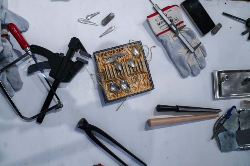 Berlin: Silver Spoon Ring Workshop in Creative Studio - Convenient Meeting Point and Studio Access