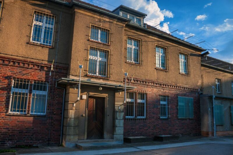 Berlin: Stasi Museum Private Guided Tour with Entry Ticket - Comparing This Tour with Other Berlin History Experiences