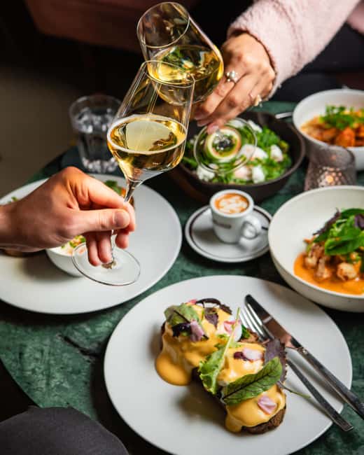 Berlin: Vegetarian Champagne Brunch at Bonvivant - Key Points