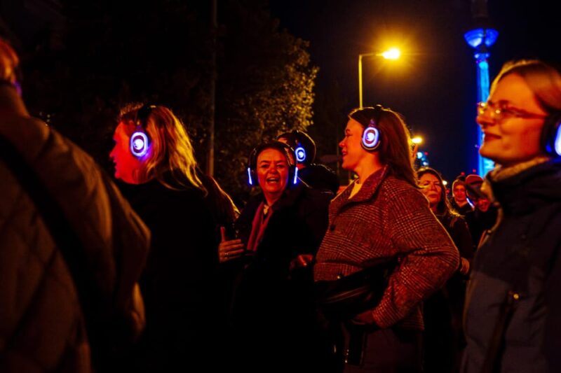 Berlin: Walk and Dance Silent Disco Tour with 80s / 90s - Key Points