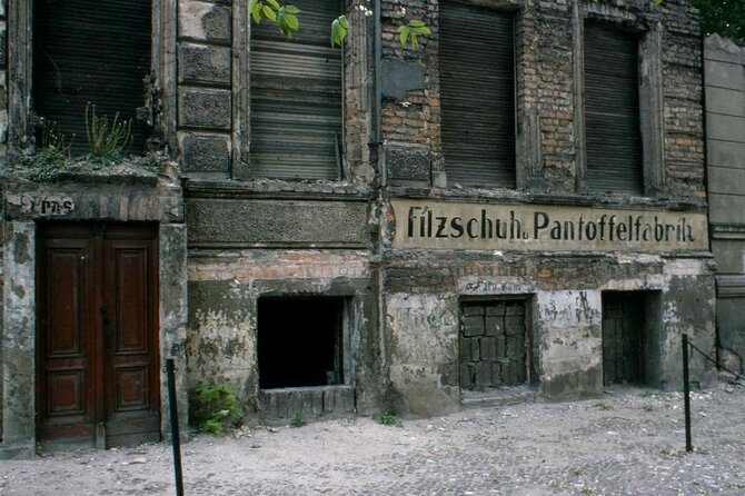 Berlin Wall Tour - Tears, Tunnels and Triumphs (Small Group) - The Memorial of the Berlin Wall