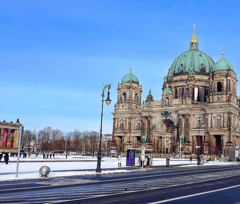 Berlin: World Clock to World Heritage & World War 2 Walk - Guides Background and Tour Style