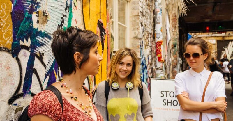 Berlin's Alternative Side: The Urban Jungle Tour - Visiting a Unique Artist Courtyard