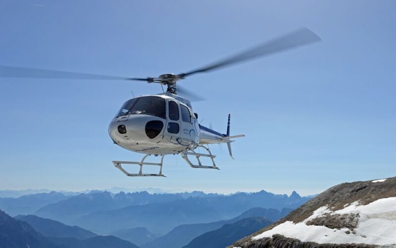 Bern: Mountain & Lake Helicopter Flight for 2 or 3 People - Starting Point at Bern-Belp Airport and Check-In Process