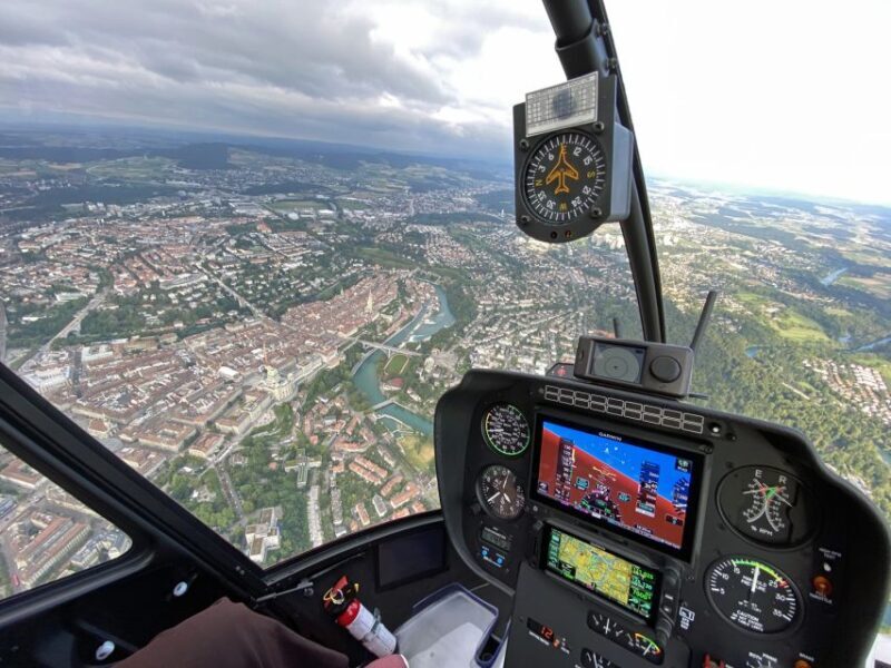 Bern: Private 18-Minute Helicopter Flight for up to 3 People - The Final Landing and Souvenir Gift