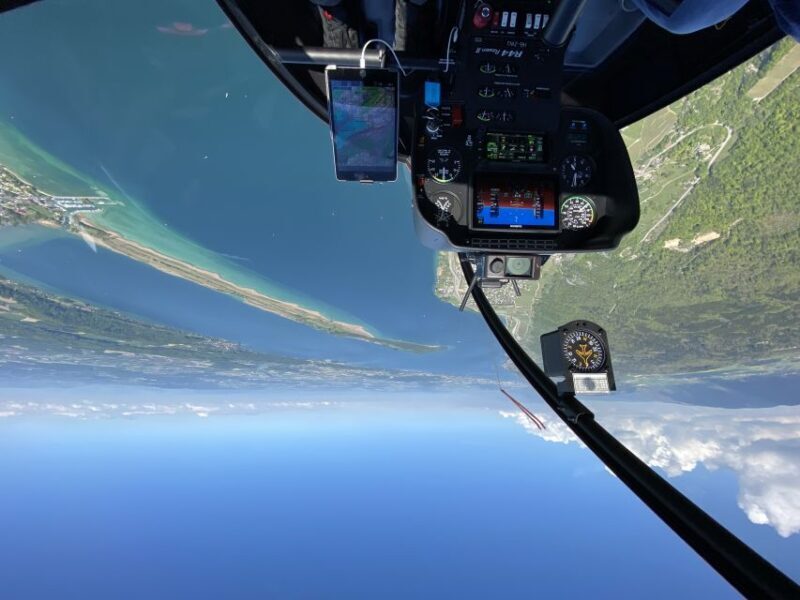 Bern: Private 54-Min Lakeland Helicopter Tour-up to 3 People - Panoramic Views of the Bernese and Vaud Alps