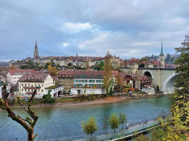 Bern: Private Walking Tour with a Local Guide - The Symbolic Bears of Bern and Bear Park