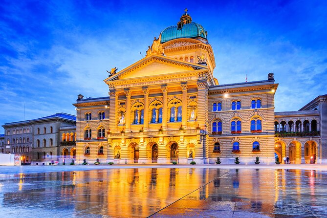 Bern Scavenger Hunt and Highlights Self-Guided Tour - Navigating Bern with the World City Trail App